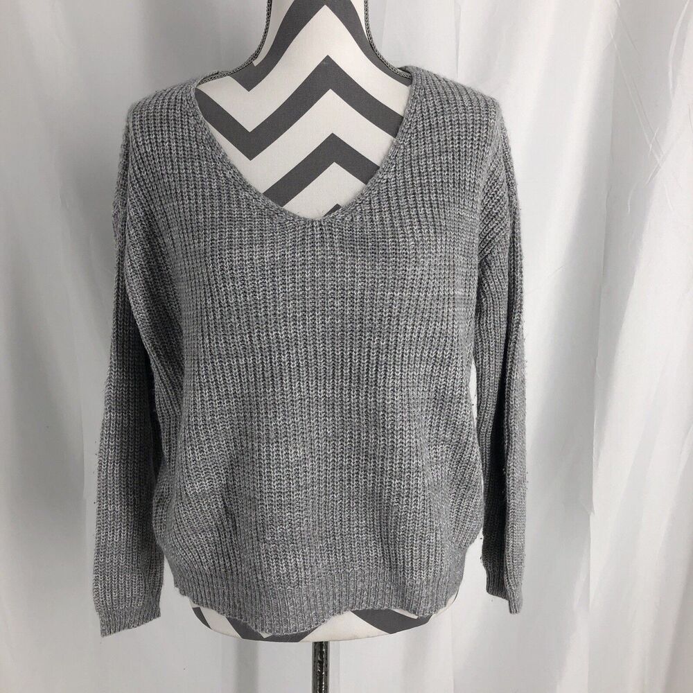 Forever 21 V-Neck Long Sleeve Gray Knit Sweater Small